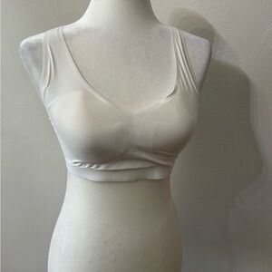 Soma Wireless Seamless Bralette - White